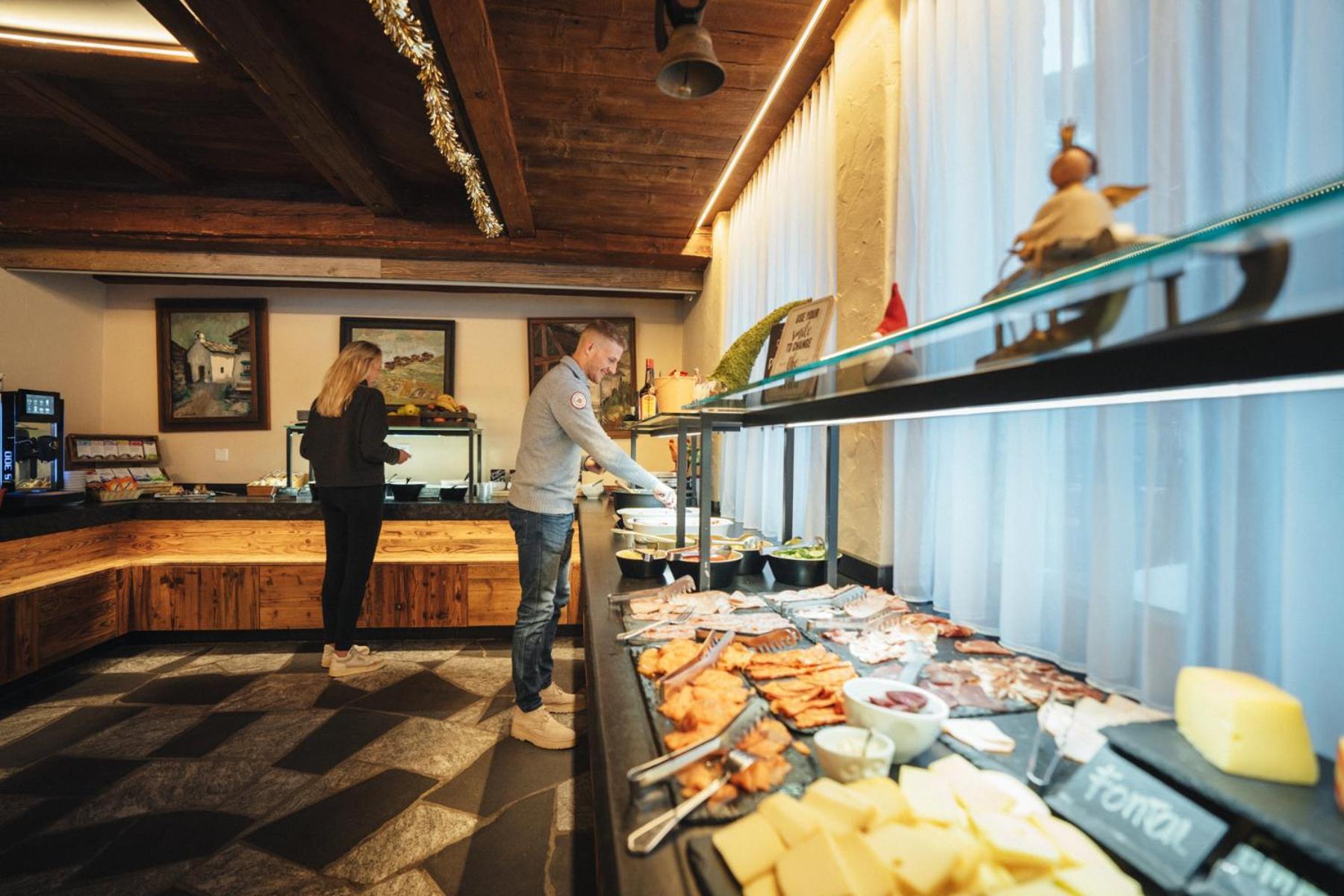 Zermatt Budget Rooms Экстерьер фото