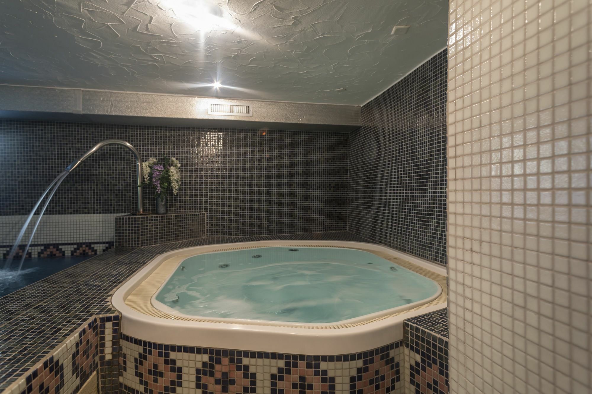 Zermatt Budget Rooms Экстерьер фото